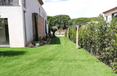 Installation de pelouse synthétique à Toulouse (31)