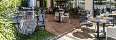 Illustration : Gazon synthétique pour hôtels et restaurants